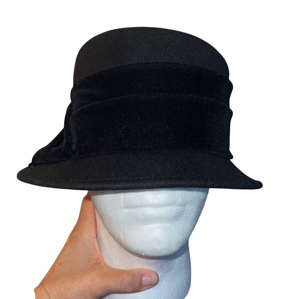 Giovannio Vintage Womens Hat 23 Inch Circumference Black Pure Wool